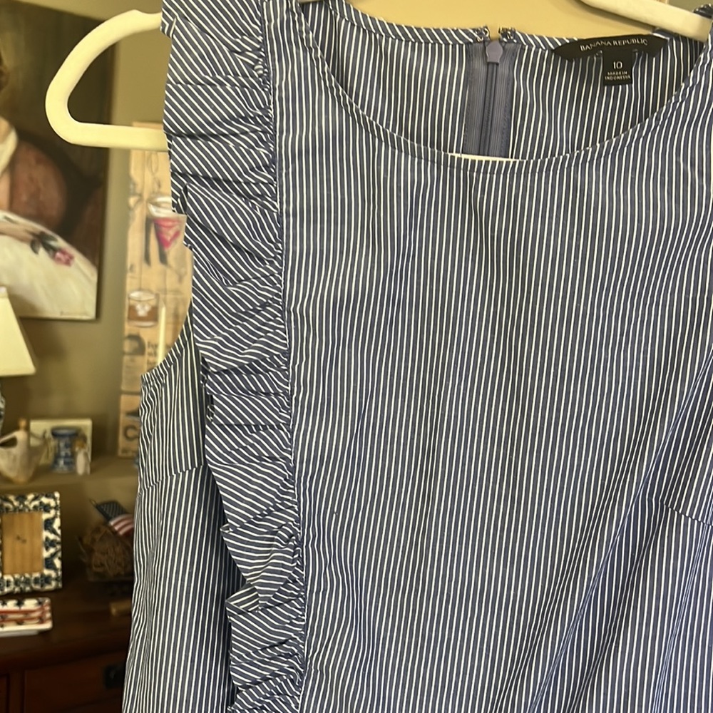 Banana Republic blouse - Picture 2 of 8